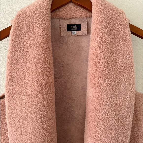 Anthropologie Norla Canada Sherpa Vest - Picture 6 of 6